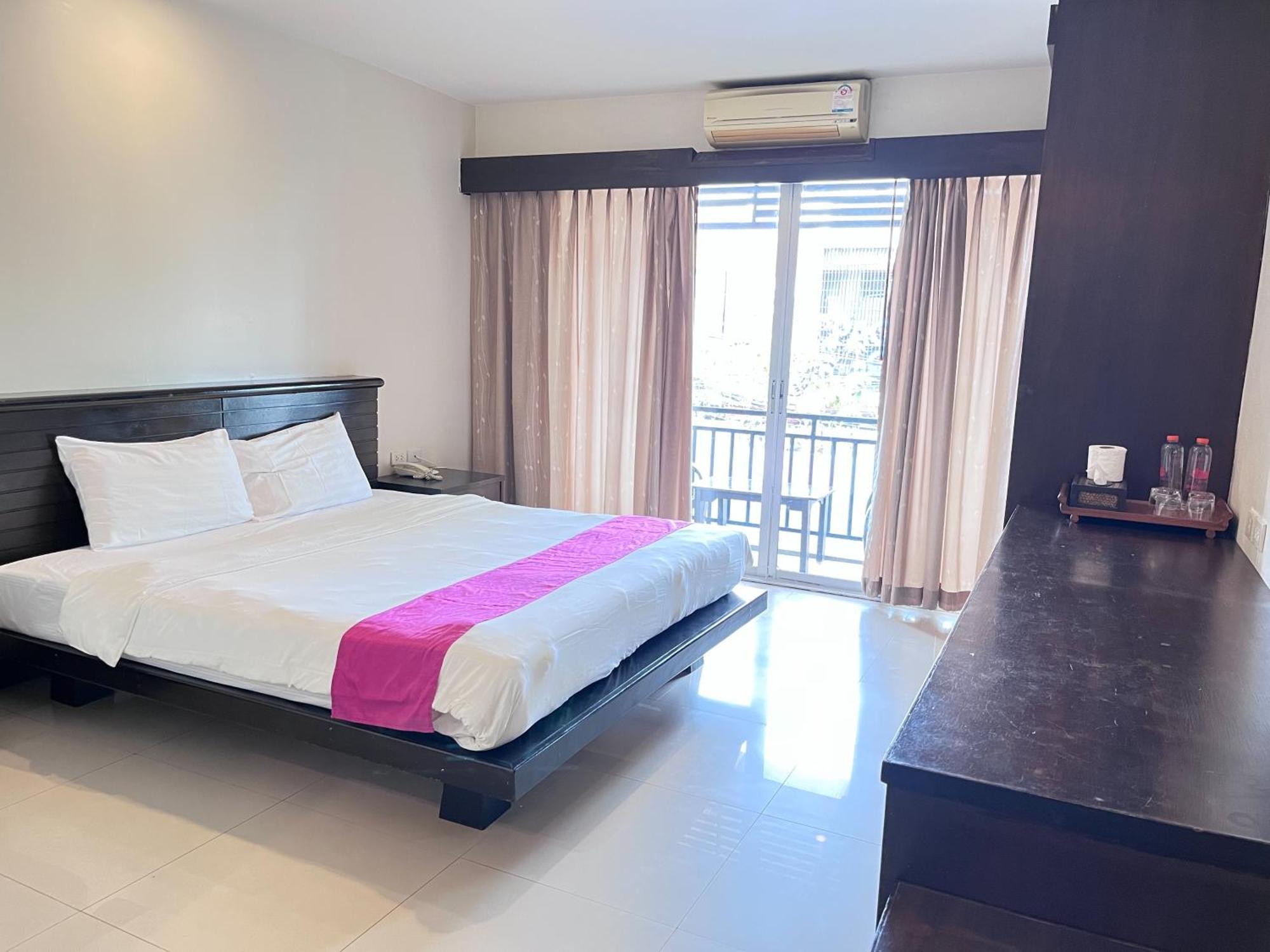 Lub Sbuy Hostel Phuket Kültér fotó
